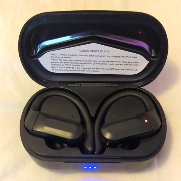 TWS Headphones Tws Noise Cancelling Earbuds With Charging Case
